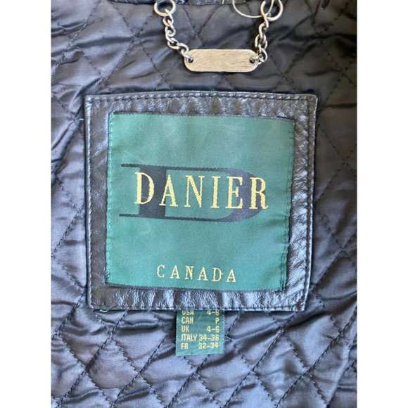 Women's Danier Genuine Leather Black Jacket - Picture 4 of 12